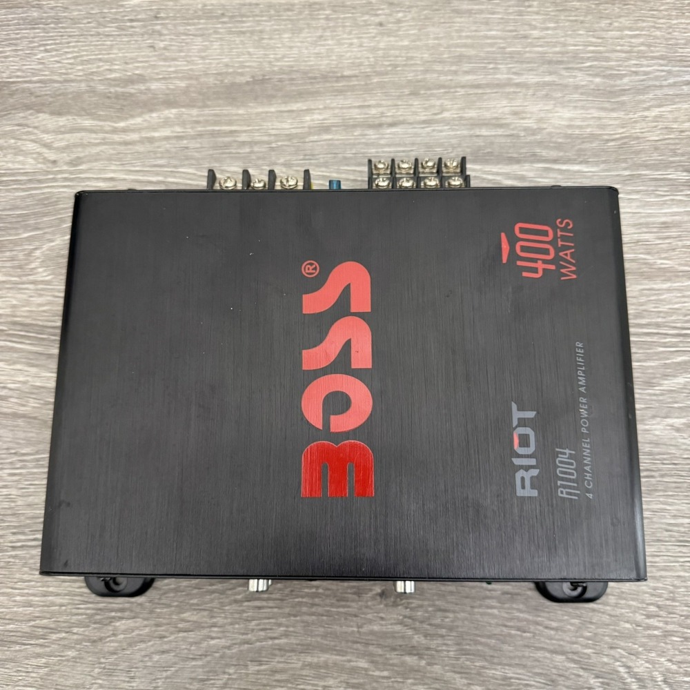 NEW without Box! BOSS Audio Systems RIOT R1004 4-Channel 400W RMS Car Amplifier